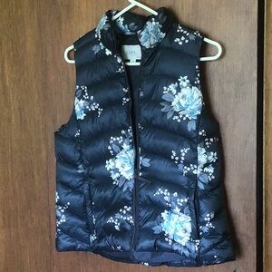 Womens puffy vest